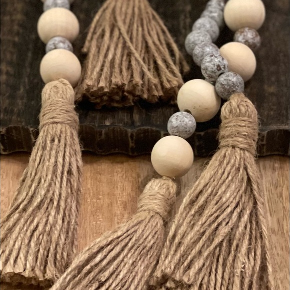 Wood Bead Garland in Natural Wood and Painted Gray NWOT - Picture 4 of 4